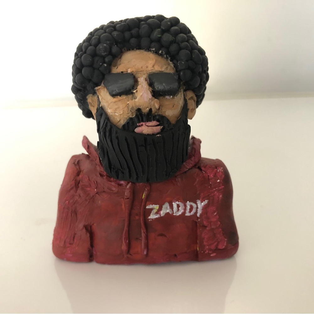 Afro man sculpture.